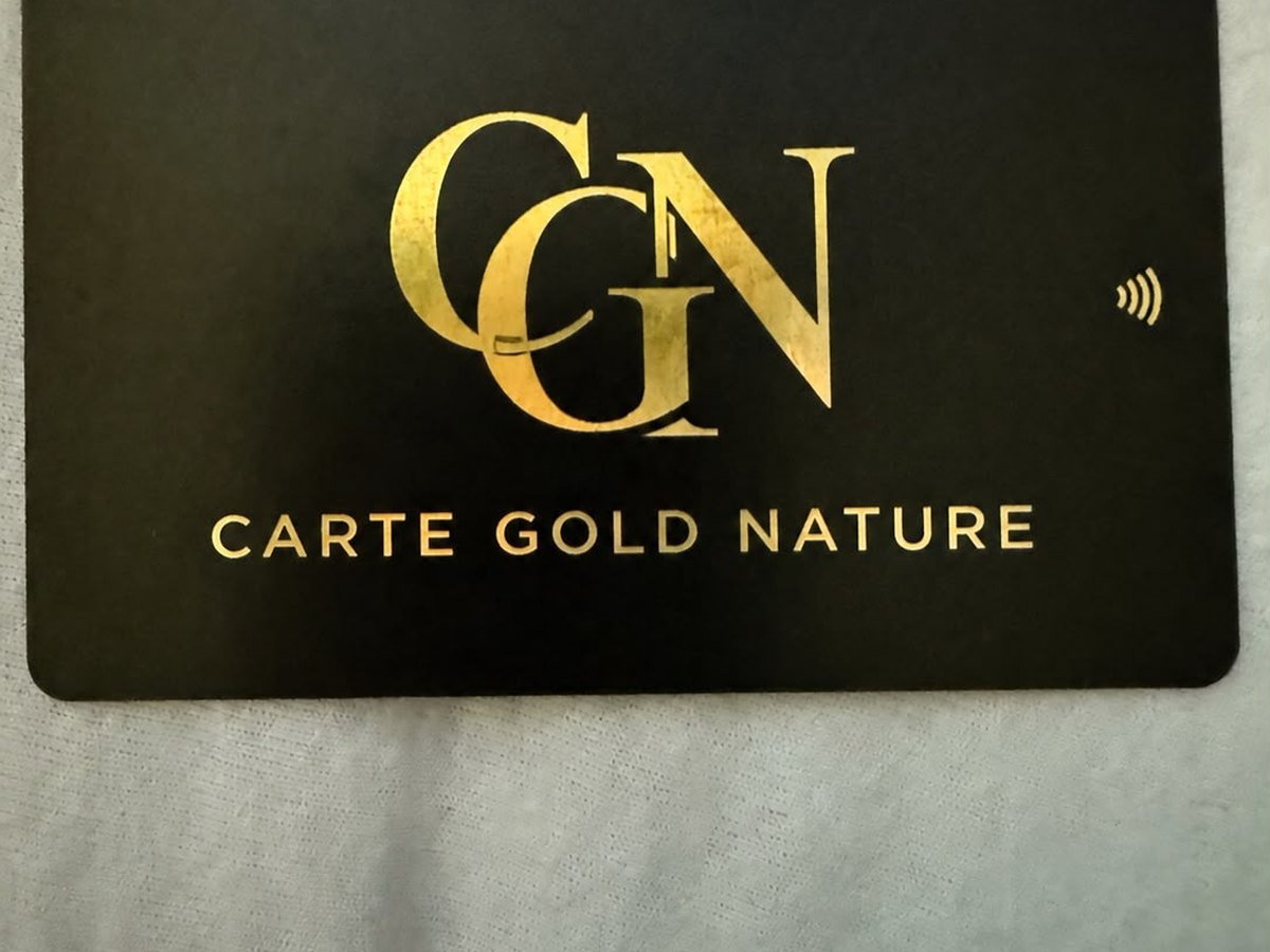 La Carte Gold Nature, carte de visite numérique noire et or